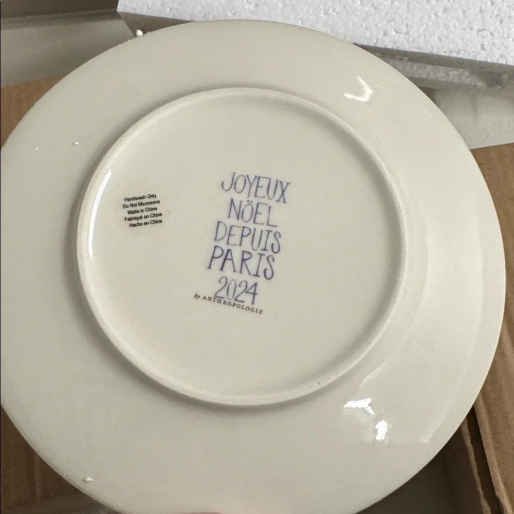 Anthropologie PHILLY Holiday in the City Plate 2024